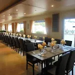 Centre Hotel