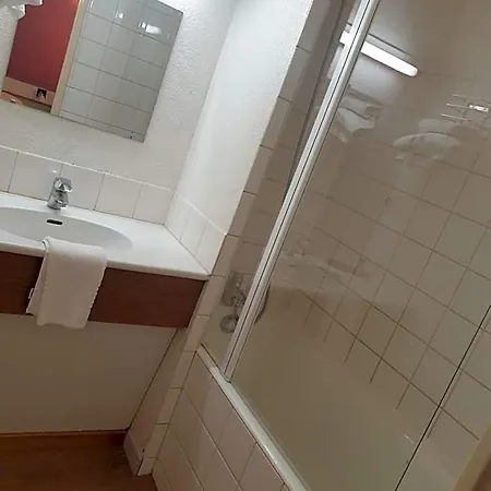 Centre 2*
