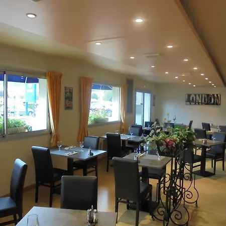 Centre ホテル