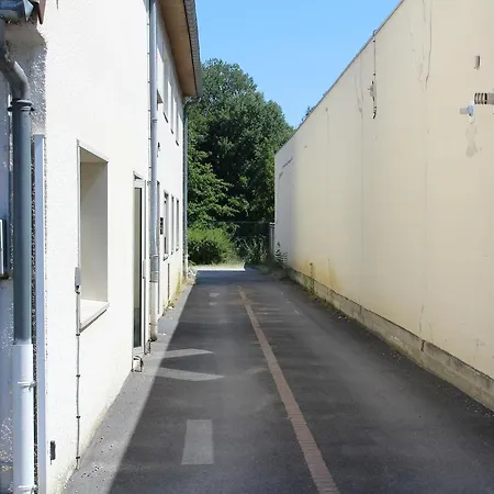Centre 2*